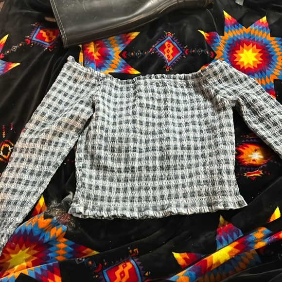 Wild Fable the shoulders crop top - Picture 1 of 1